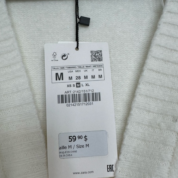 Oversized Sweater Dress - Zara. - Picture 2 of 3